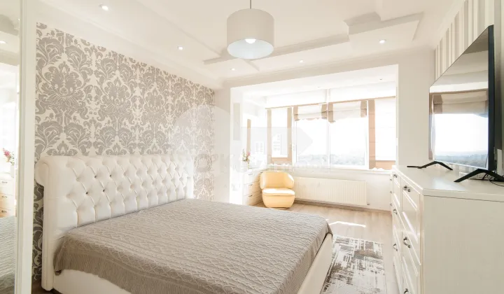 Apartament, Centru, MELESTIU