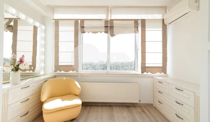 Apartament, Centru, MELESTIU