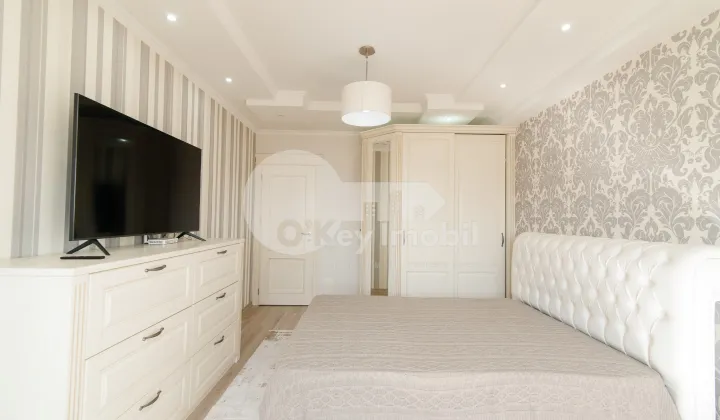 Apartament, Centru, MELESTIU