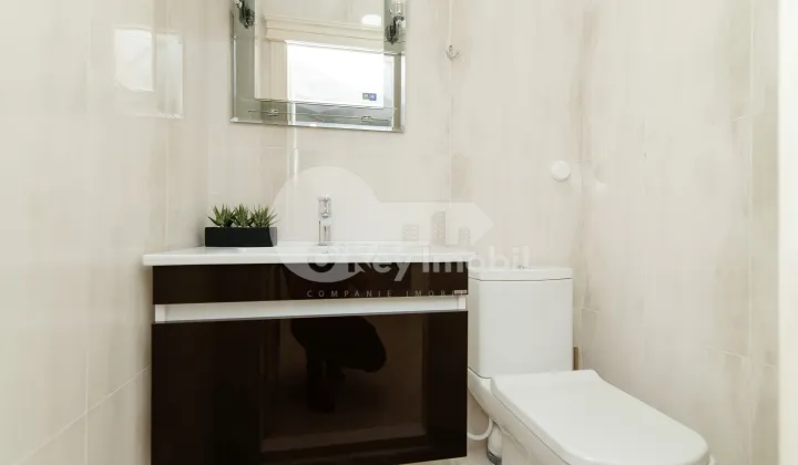 Apartament, Centru, MELESTIU