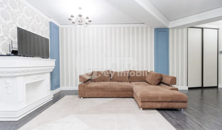 Apartament, Centru, MELESTIU