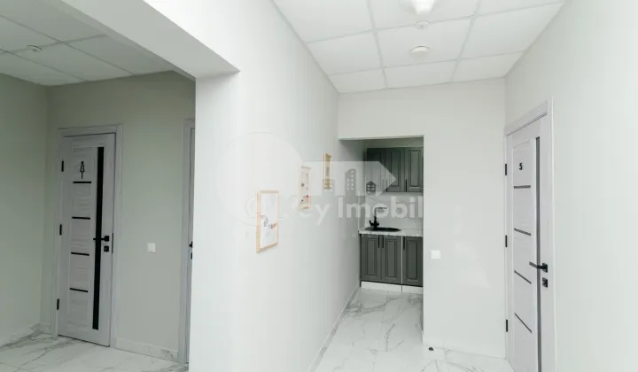 Офис, Центр, ПЕТРУ МОВИЛЭ