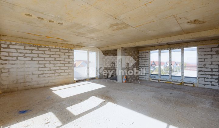 Townhouse, STĂUCENI