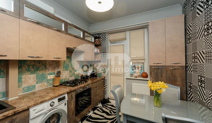 Apartament, Centru, NICOLAE TESTEMIȚANU