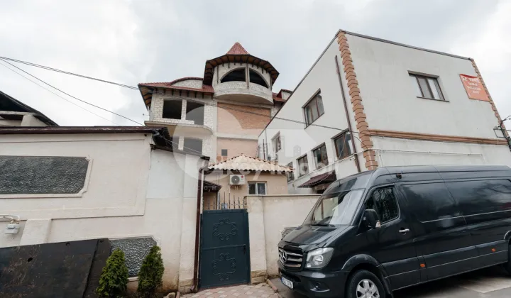 Casă, Buiucani, ION LUCA CARAGIALE