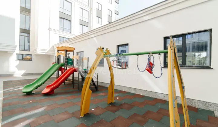 Apartament, STRĂȘENI