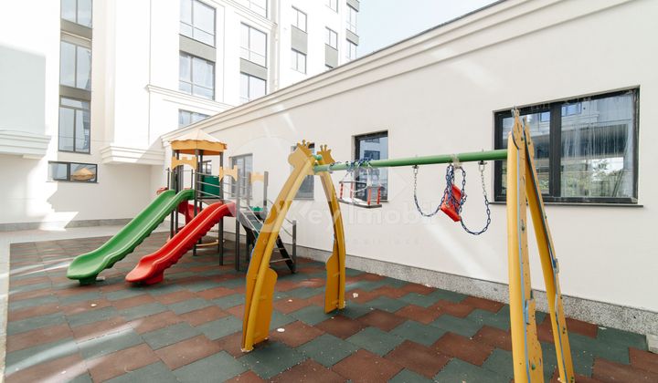 Квартира, СТРАШЕНЫ