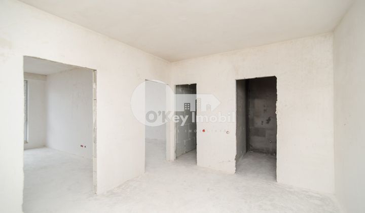 Apartament, STRĂȘENI