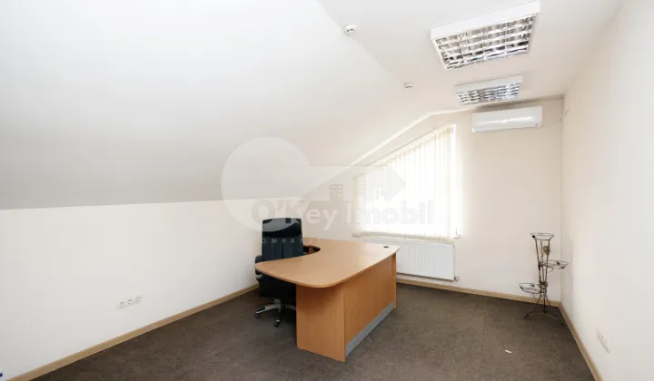 Комм. помещение, Центр, ТЫРГОВИШТЕ