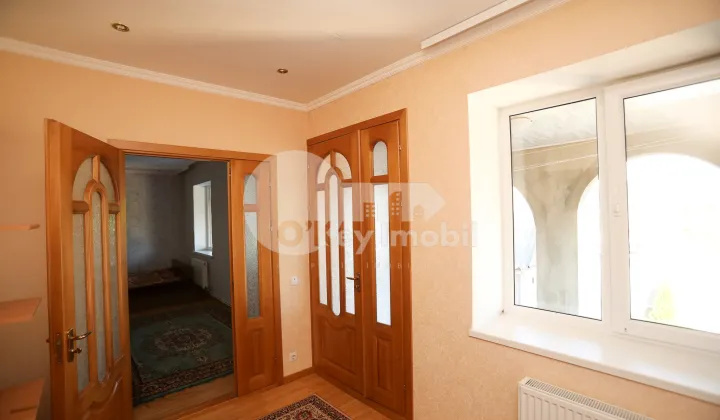 Дом, МИЛЕШТИЙ МИЧЬ