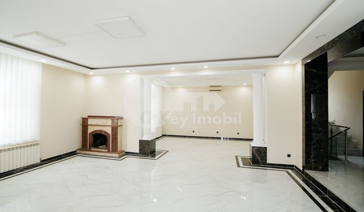 Офис, Центр, 31 АВГУСТА