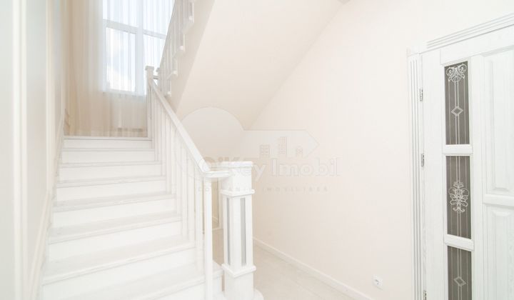 Casă, Centru, CIOCÂRLIEI