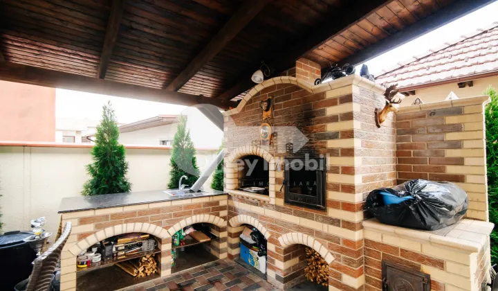 Casă, Centru, CIOCÂRLIEI