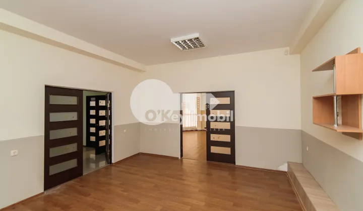 Комм. помещение, Центр, ЩУСЕВА