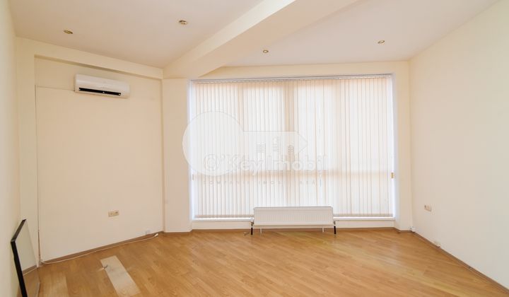 Комм. помещение, Центр, ЩУСЕВА