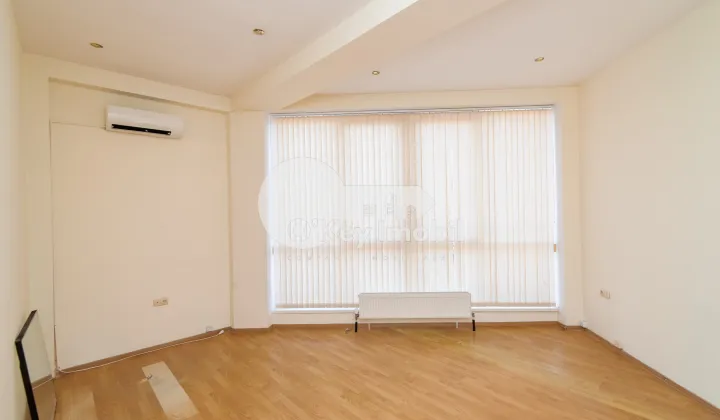 Комм. помещение, Центр, ЩУСЕВА