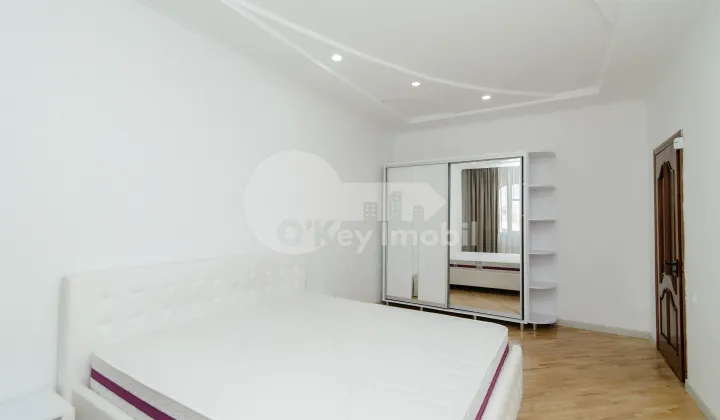 Casă, Botanica, CETATEA ALBĂ