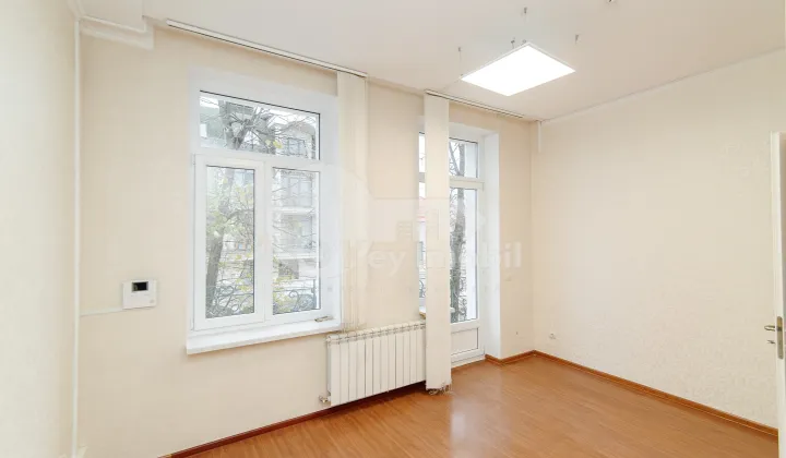 Oficiu, Centru, ALEXEI MATEEVICI