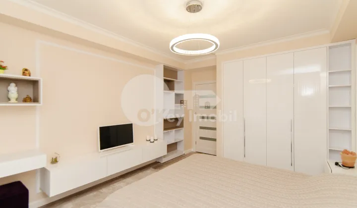 Apartament, Centru, MELESTIU