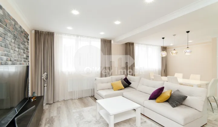 Apartament, Centru, MELESTIU