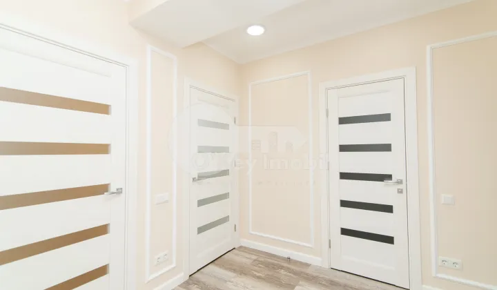 Apartament, Centru, MELESTIU