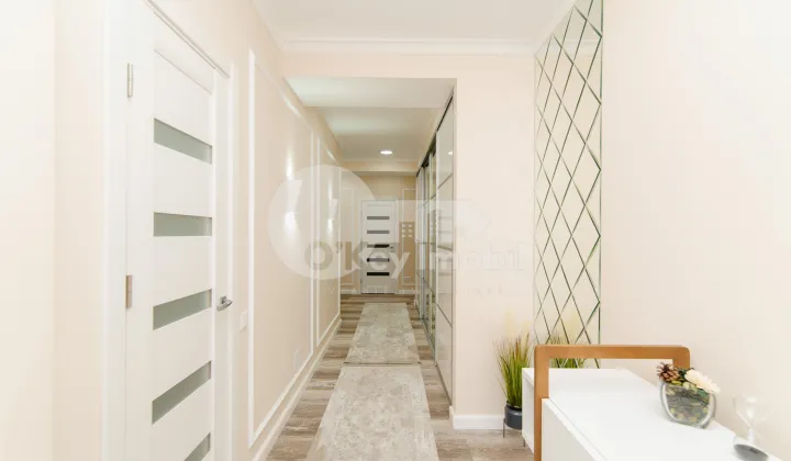 Apartament, Centru, MELESTIU