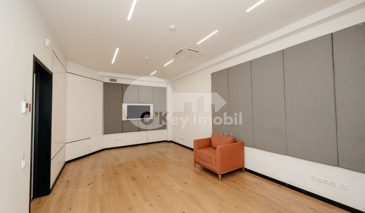 Oficiu, Centru, EUGEN DOGA