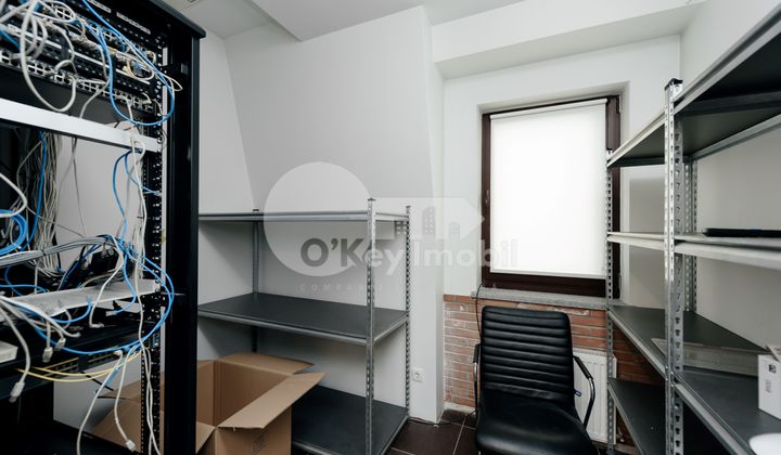 Oficiu, Centru, EUGEN DOGA