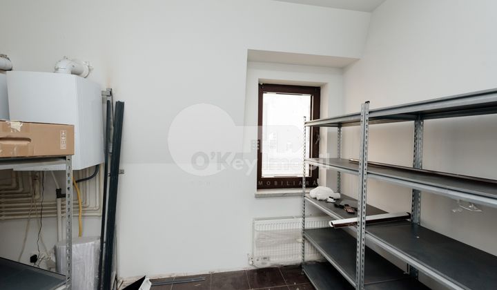 Oficiu, Centru, EUGEN DOGA