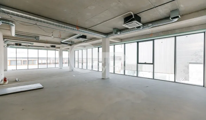 Офис, Чеканы, УЗИНЕЛОР