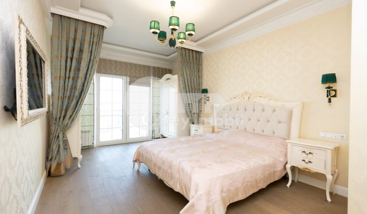 Квартира, Центр, А. МАТЕЕВИЧ