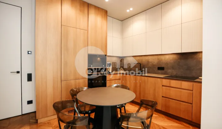 Apartament, Centru, TRICOLORULUI