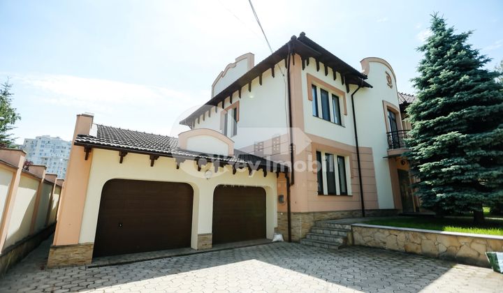 Дом, Центр, МАЛАЯ МАЛИНА