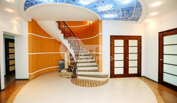 Дом, Центр, МАЛАЯ МАЛИНА