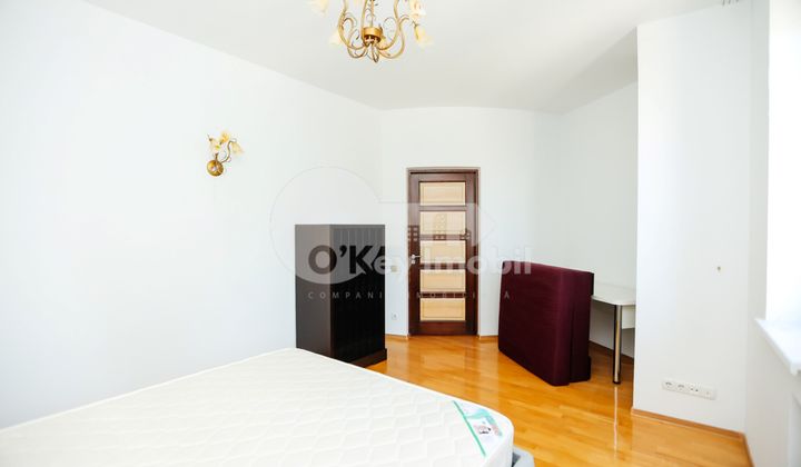 Дом, Центр, МАЛАЯ МАЛИНА