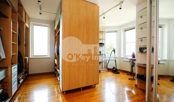 Дом, Центр, МАЛАЯ МАЛИНА