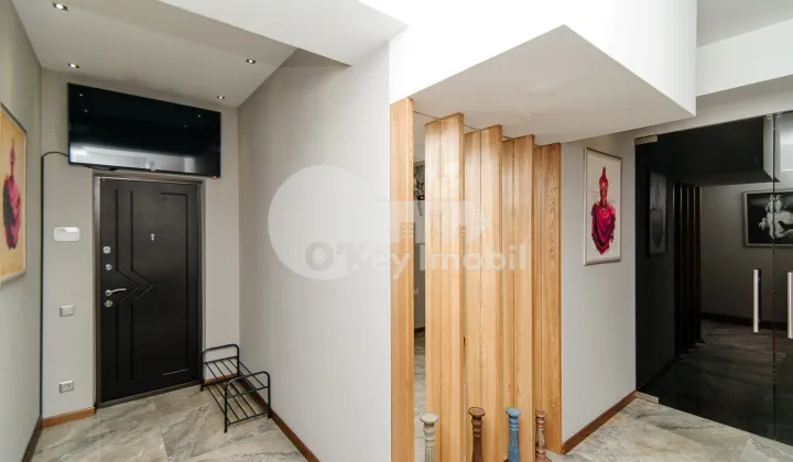 Penthouse, Centru, LEV TOLSTOI