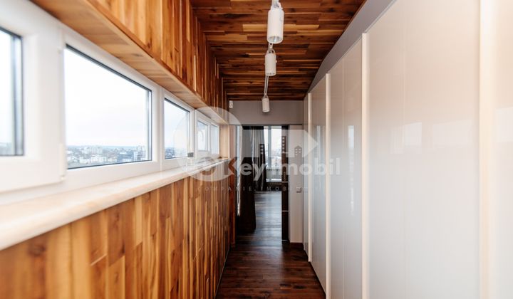 Penthouse, Centru, LEV TOLSTOI