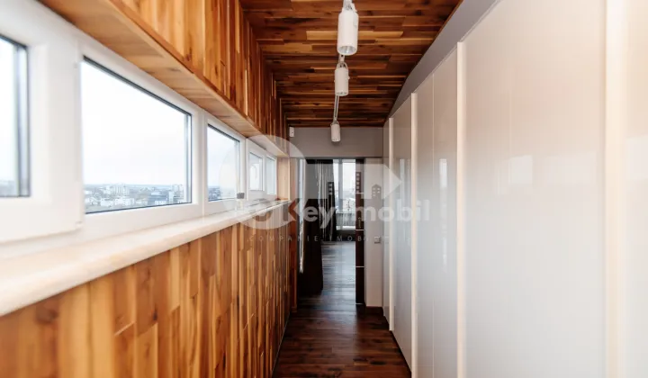 Penthouse, Centru, LEV TOLSTOI