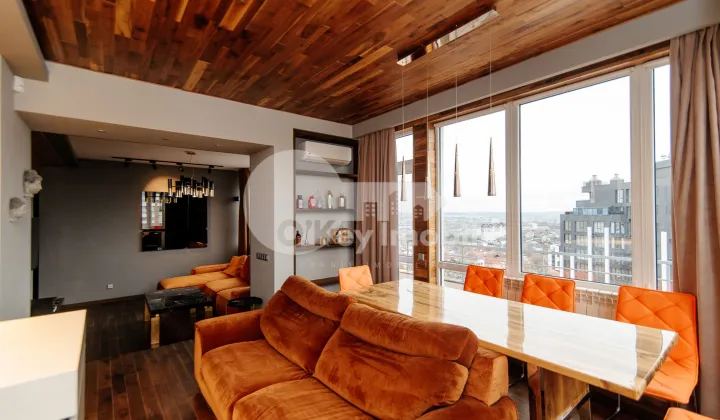 Penthouse, Centru, LEV TOLSTOI