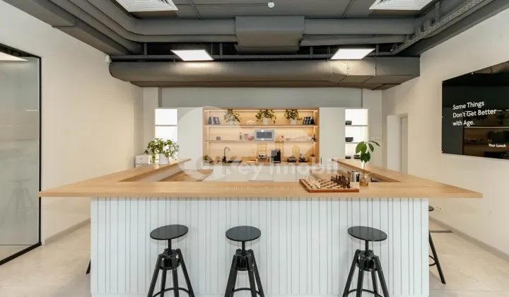 Офис, Центр, ПЕТРУ МОВИЛЭ