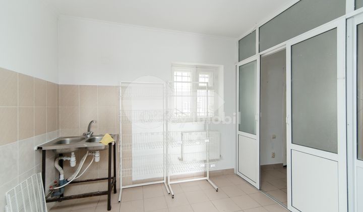 Spațiul comercial, Telecentru, SFÂNTA VINERE