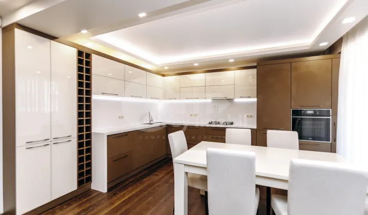 Apartament, Centru, VALEA TRANDAFIRILOR