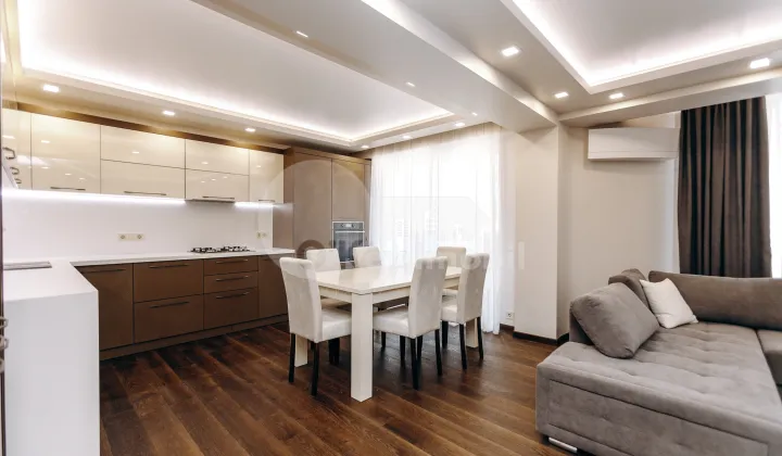 Apartament, Centru, VALEA TRANDAFIRILOR