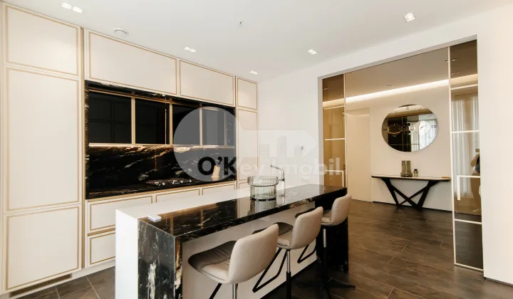 Penthouse, Centru, TIGHINA