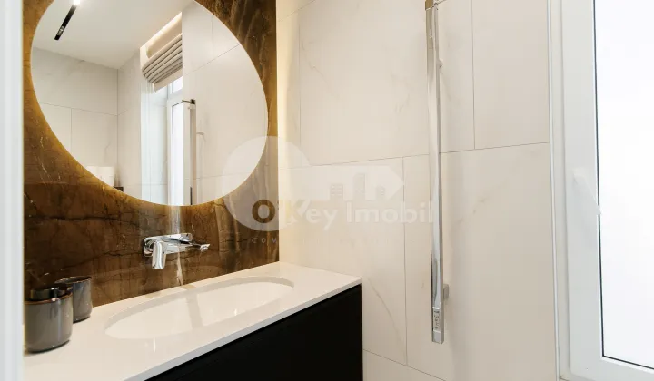 Townhouse, Telecentru, LACULUI