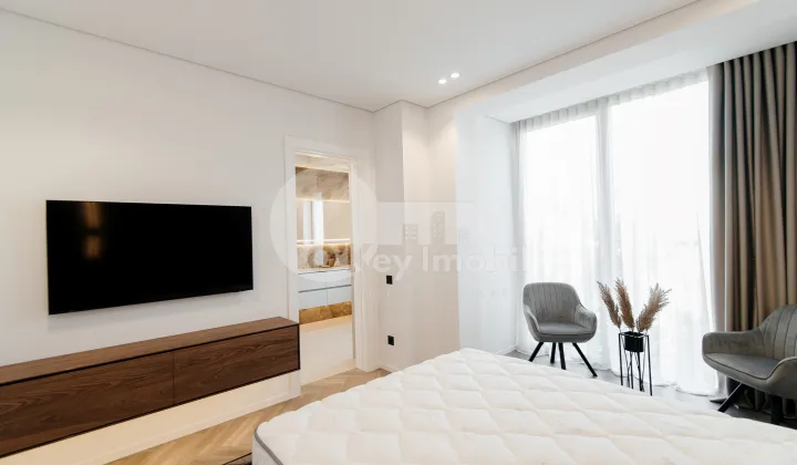 Townhouse, Telecentru, LACULUI