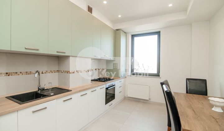 Квартира, Центр, А. МАТЕЕВИЧ