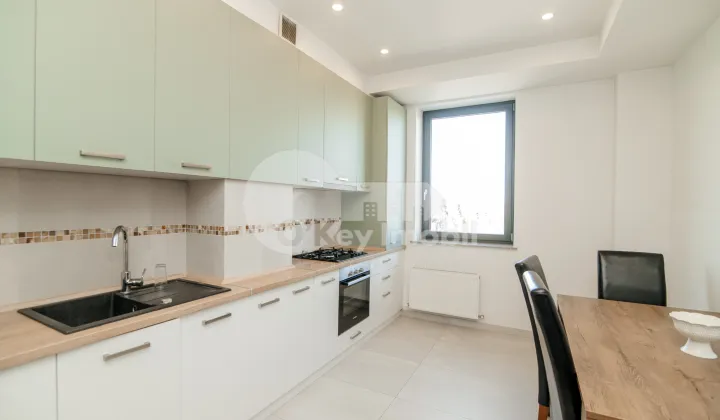 Квартира, Центр, А. МАТЕЕВИЧ