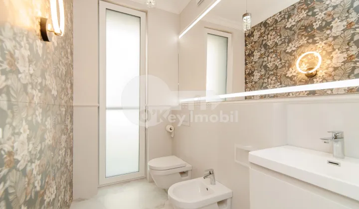 Дом, Ботаника, ПЭШУНИЛОР